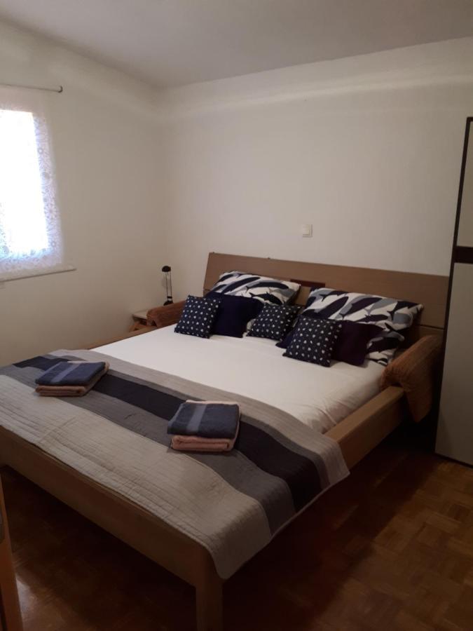Apartmani Sikic Metajna Exteriör bild